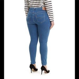 Levi’s Jeans -Brand New With Tags